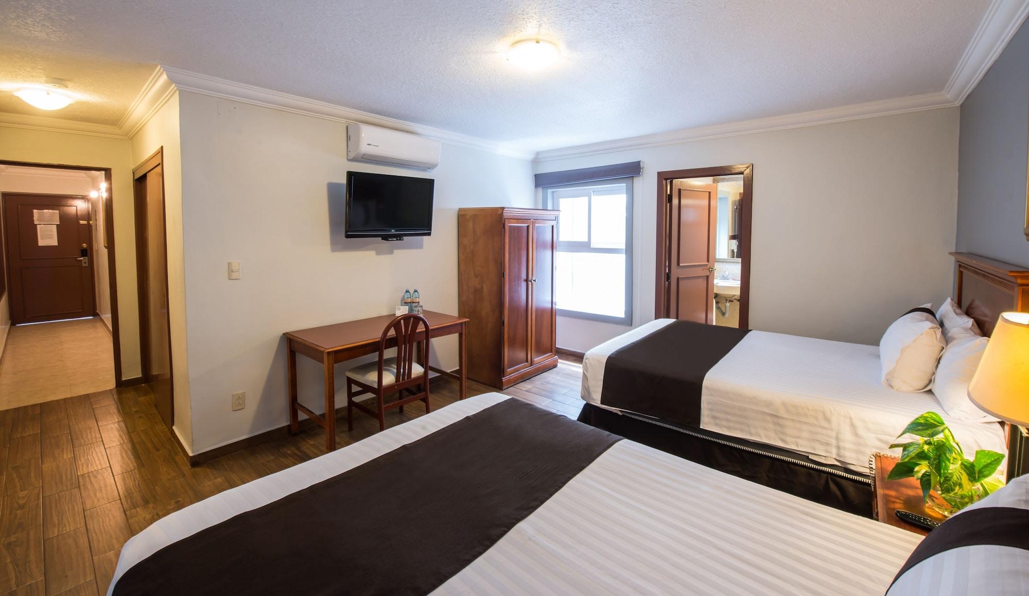גואדלחארה Del Marques Hotel And Suites מראה חיצוני תמונה