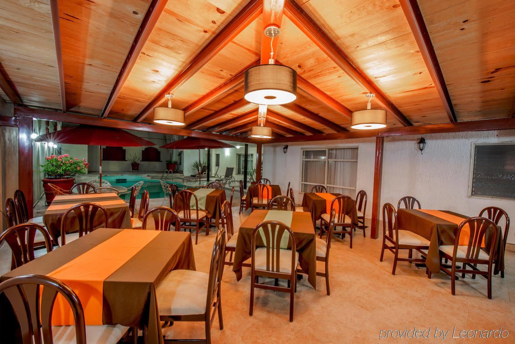 גואדלחארה Del Marques Hotel And Suites מראה חיצוני תמונה